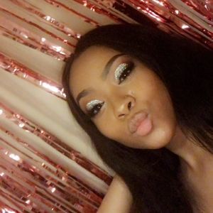 Meet your Posher, Mari